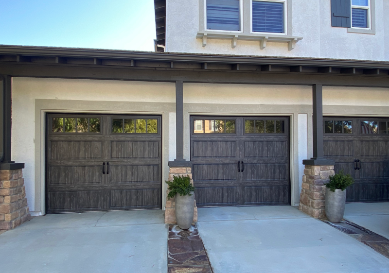 #7 Clopay Gallery Steel GD2LU in Ultra Grain Oak Slate Finish and Clear Long with Rectangular Grilles and Colonial Handles homelink